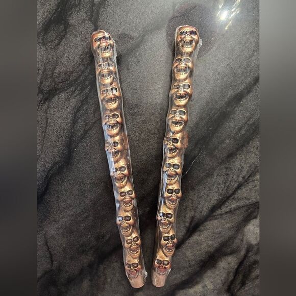 Lot of two (2) Gold Halloween Scull Wax Candle - Picture 1 of 7